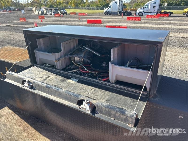 Freightliner M2 106 4x2 Service Truck Kommunal-Sonderfahrzeuge