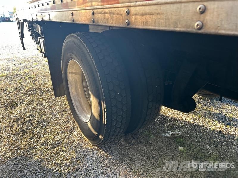 Freightliner M2 106 4x2 Van Truck Kastenaufbau