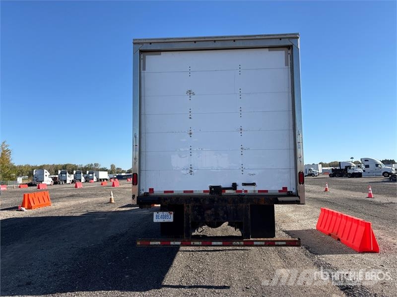 Freightliner M2 106 4x2 Van Truck Camiones caja cerrada