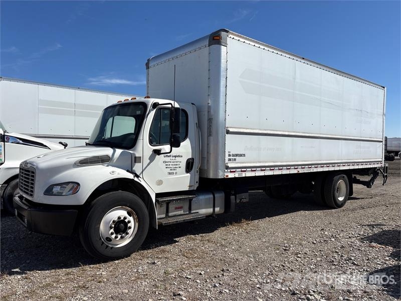 Freightliner M2 106 4x2 Van Truck Tovornjaki zabojniki