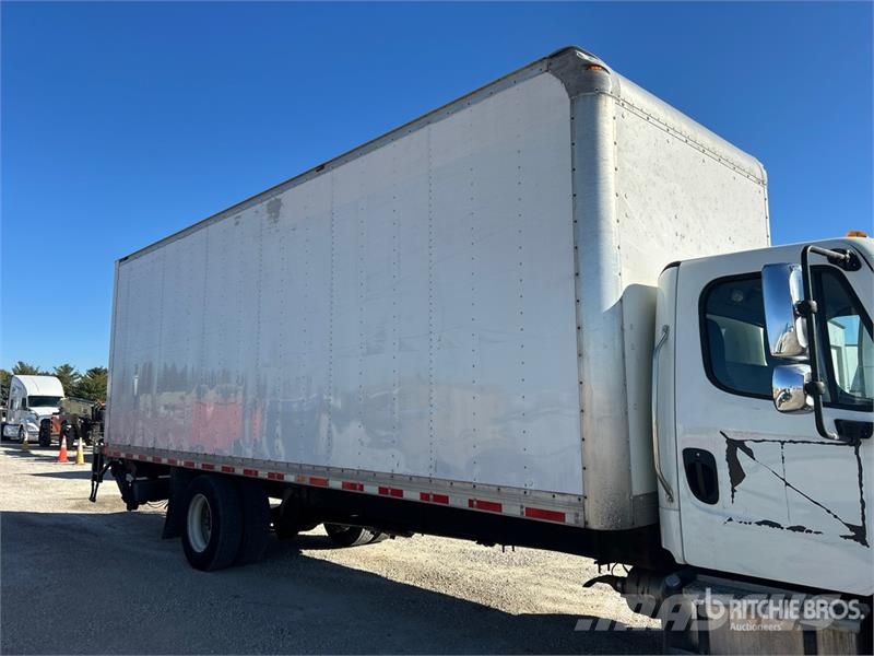 Freightliner M2 106 4x2 Van Truck Furgons