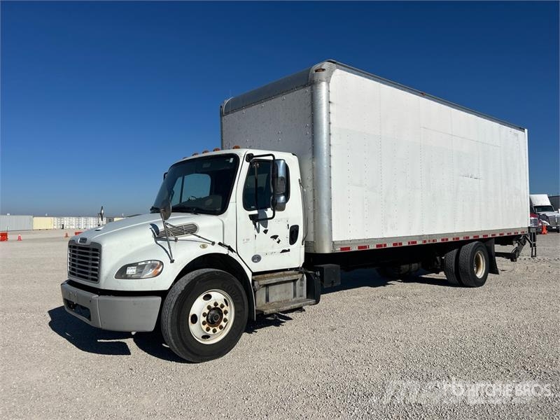Freightliner M2 106 4x2 Van Truck Furgons