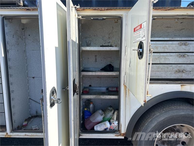 Freightliner M2 106 4x2 Service Truck Kommunal-Sonderfahrzeuge