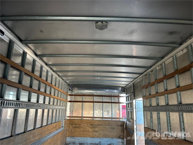 Freightliner M2 106 4x2 Van Truck Kastenaufbau