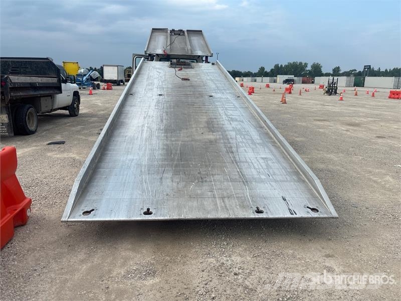 Freightliner M2 106 4x2 Rollback Truck Hinausautot