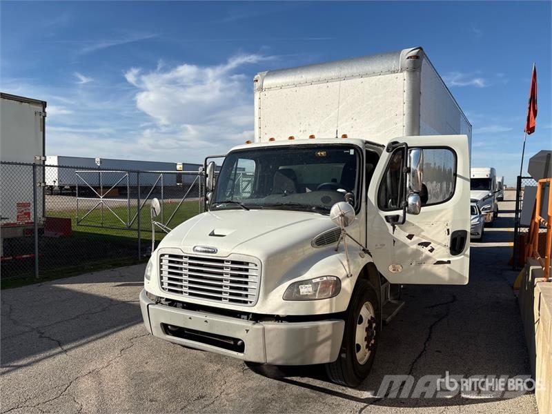 Freightliner M2 106 4x2 Van Truck Kofferaufbau