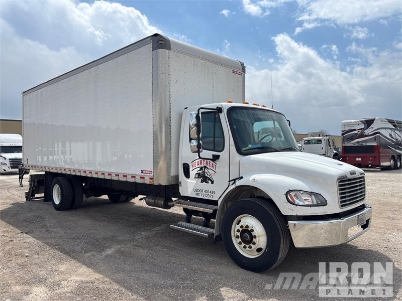 Freightliner M2 106 4x2 Van Truck Fast kasse