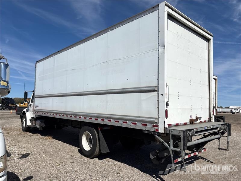 Freightliner M2 106 4x2 Van Truck Tovornjaki zabojniki