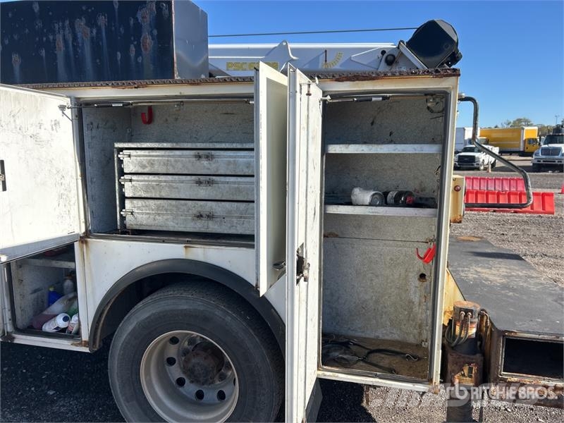 Freightliner M2 106 4x2 Service Truck Kommunal-Sonderfahrzeuge