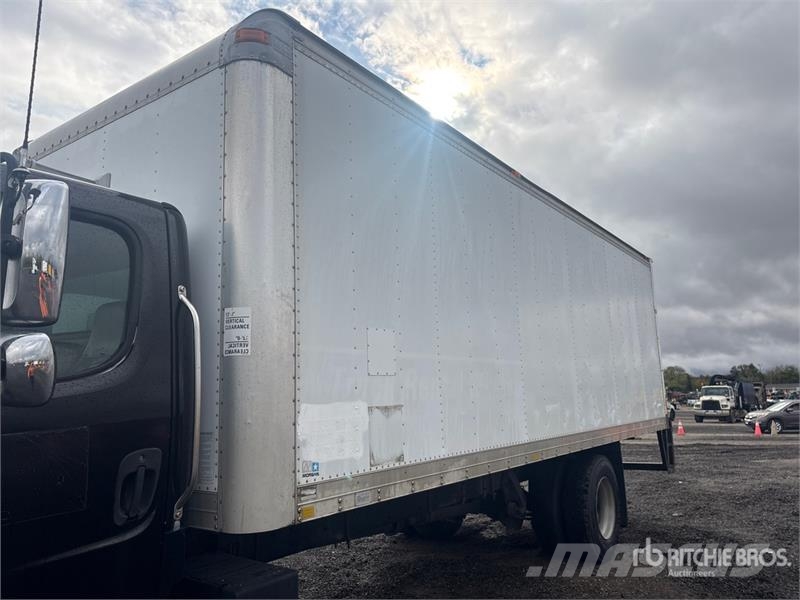 Freightliner M2 106 4x2 Van Truck Фургони