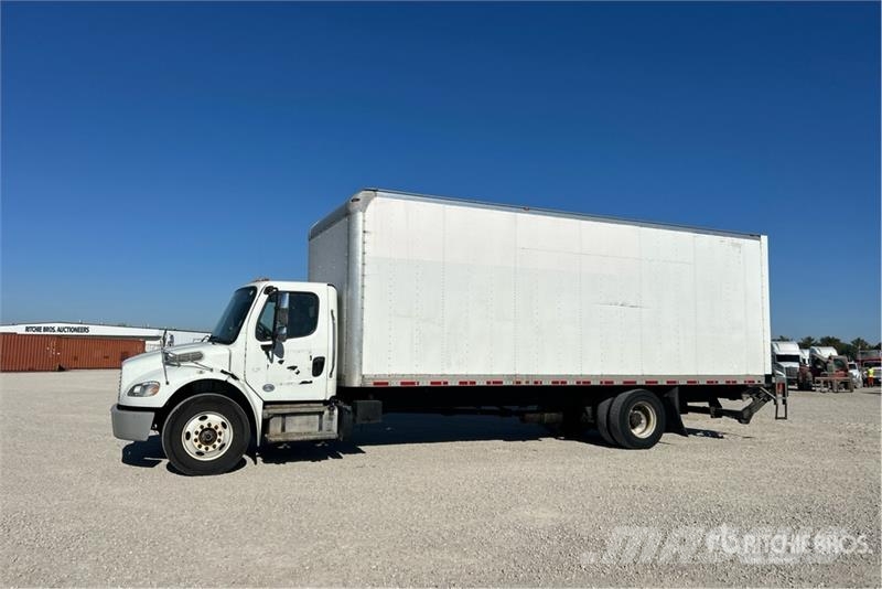 Freightliner M2 106 4x2 Van Truck Furgons