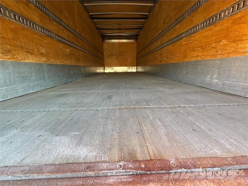 Freightliner M2 106 4x2 Van Truck Camiones caja cerrada