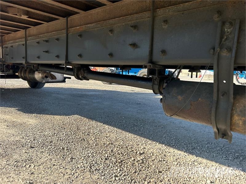 Freightliner M2 106 4x2 Van Truck Furgons