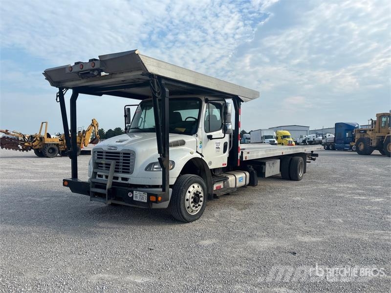 Freightliner M2 106 4x2 Rollback Truck Hinausautot