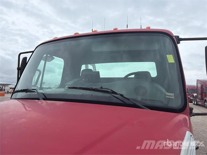 Freightliner M2 106 6x4 Tow Truck مركبات إصلاح الأعطال