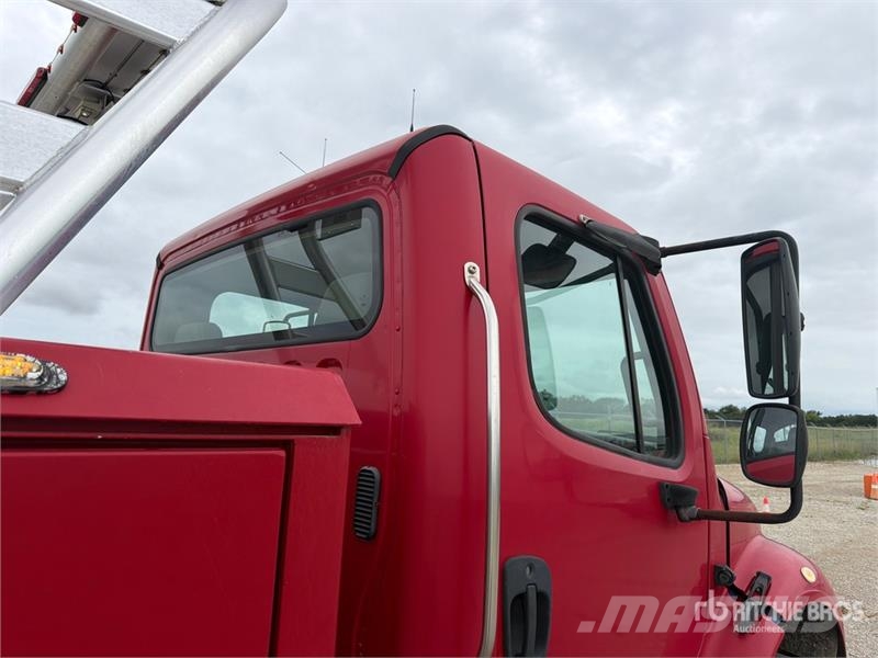 Freightliner M2 106 6x4 Tow Truck مركبات إصلاح الأعطال