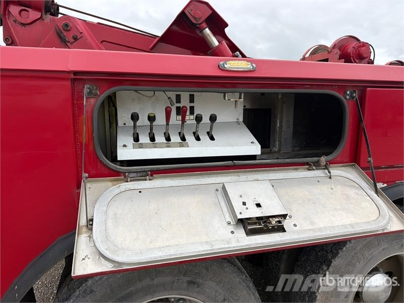 Freightliner M2 106 6x4 Tow Truck مركبات إصلاح الأعطال
