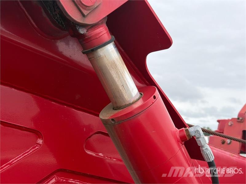 Freightliner M2 106 6x4 Tow Truck مركبات إصلاح الأعطال