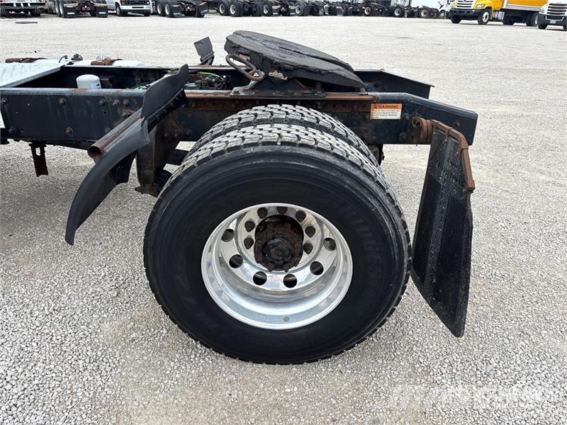 Freightliner M2 112 Truck Tractor Units