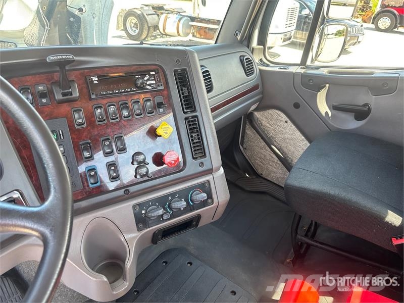 Freightliner M2 112 Truck Tractor Units