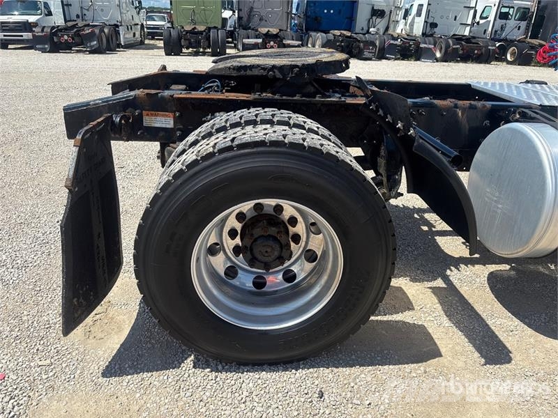 Freightliner M2 112 Truck Tractor Units