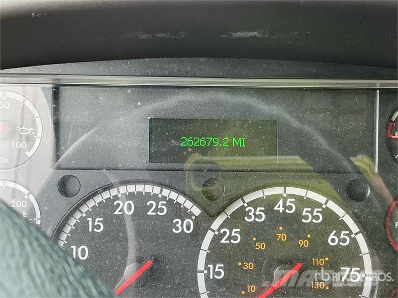 Freightliner M2 112 Kravas automašīnas - refrižeratori