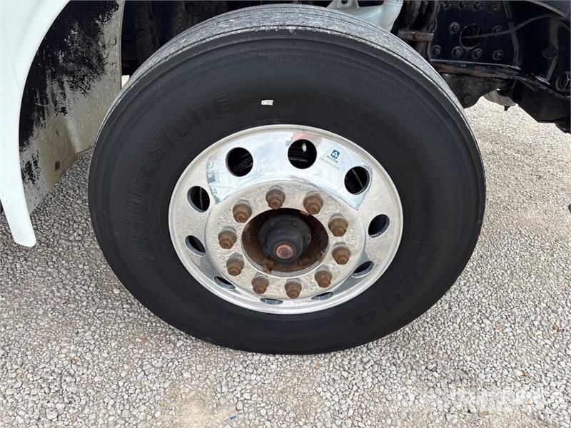 Freightliner M2 112 Truck Tractor Units