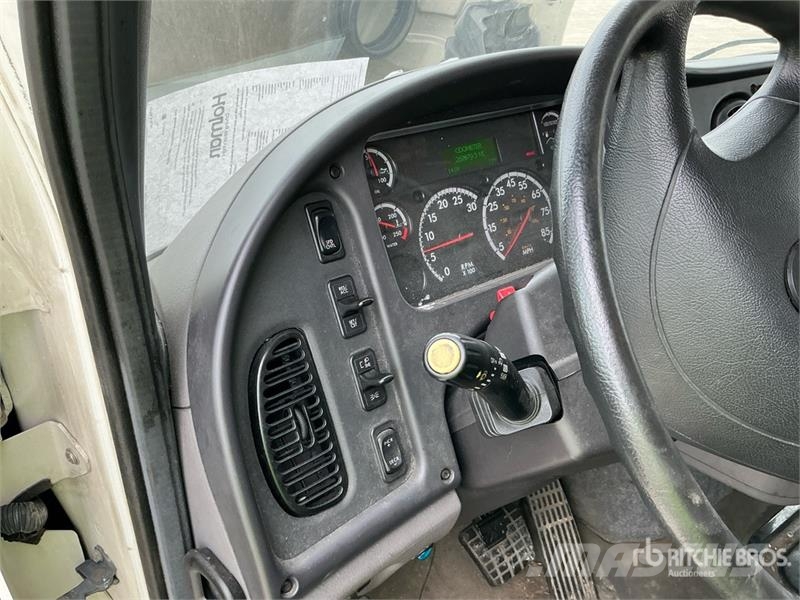 Freightliner M2 112 Kravas automašīnas - refrižeratori