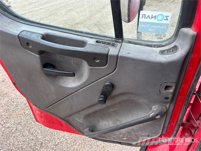 Freightliner M2 112 8x4 Hi-Rail Tri/A Dump Truck Tipper trucks