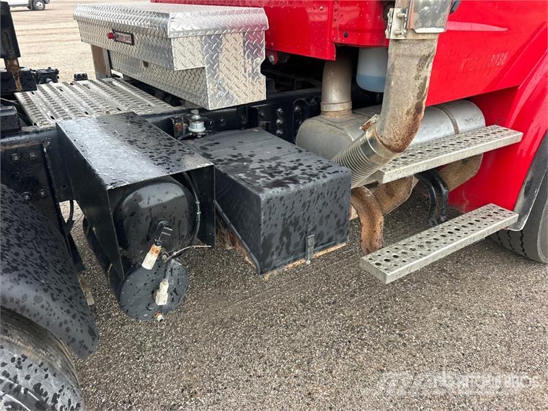 Freightliner M2 112 8x4 Hi-Rail Tri/A Dump Truck Tipper trucks