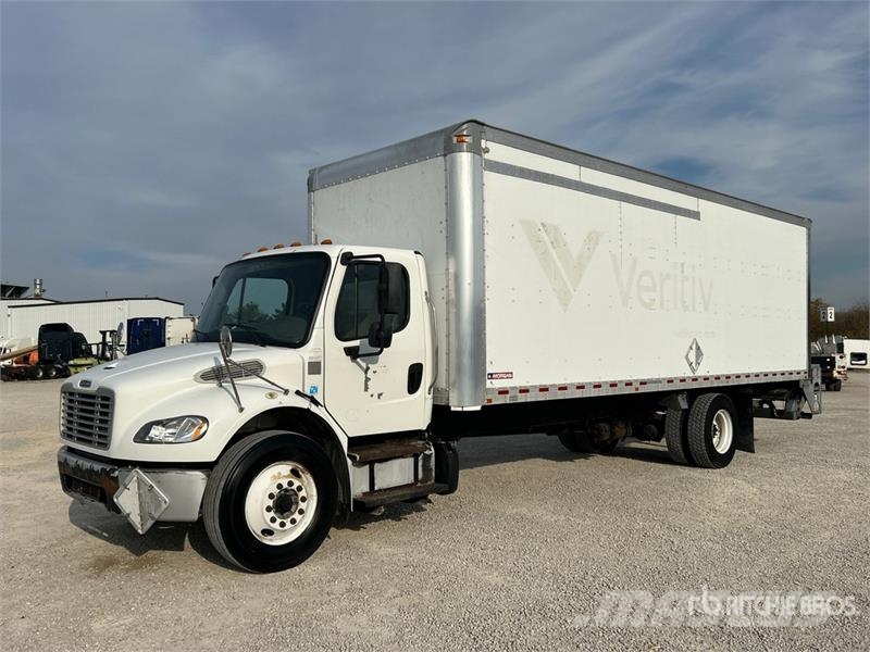 Freightliner M2106 4x2 Van Truck Kapali kasa kamyonlar
