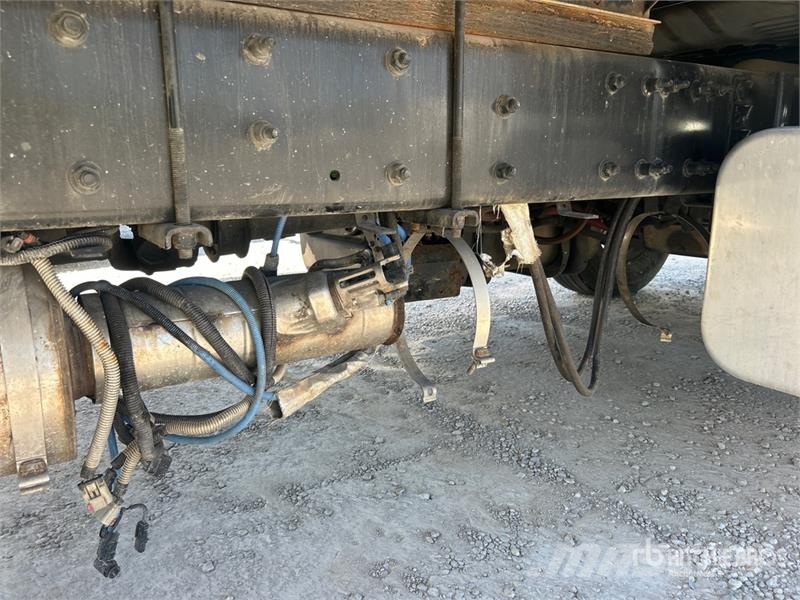 Freightliner M2106 4x2 Van Truck (Inoperable) Camion Fourgon