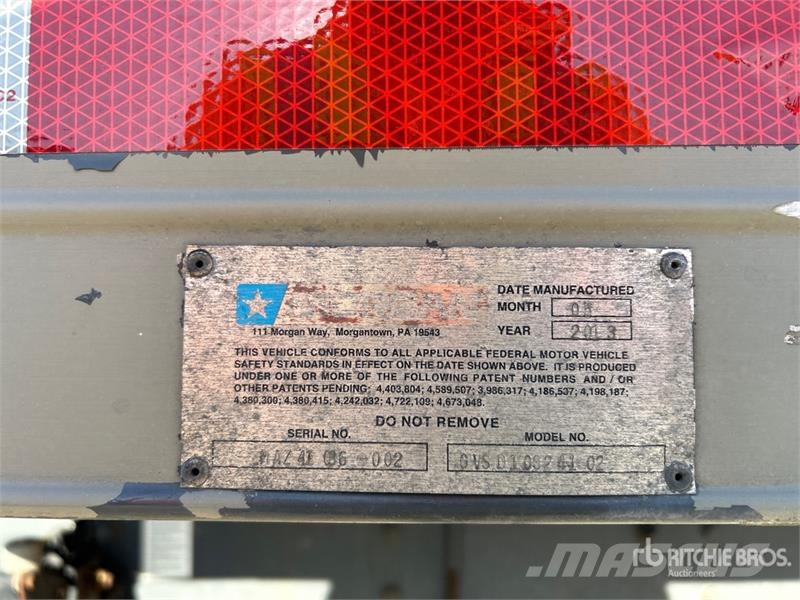 Freightliner M2106 4x2 Van Truck Box body trucks