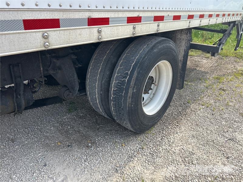 Freightliner M2106 4x2 Van Truck (Inoperable) Kastenaufbau