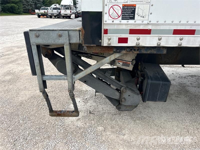 Freightliner M2106 4x2 Van Truck (Inoperable) Camiones caja cerrada