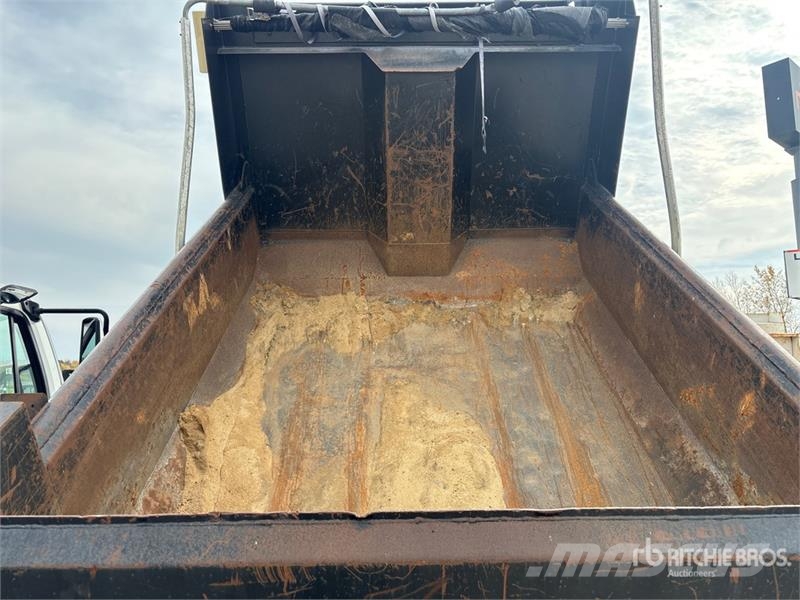 Freightliner M2106 4x2 S/A Dump Truck Damperli kamyonlar