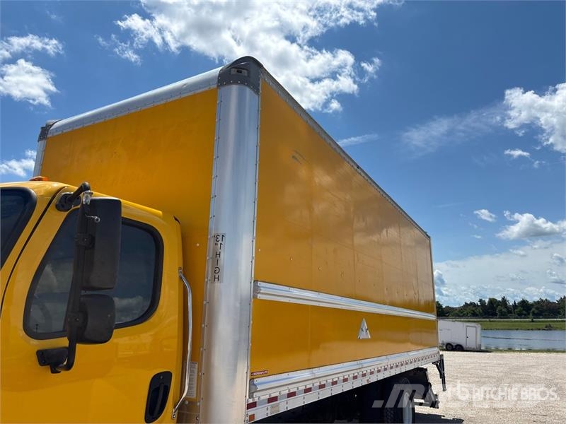 Freightliner M2106 4x2 Van Truck ボックスボディー、ウイング、箱車