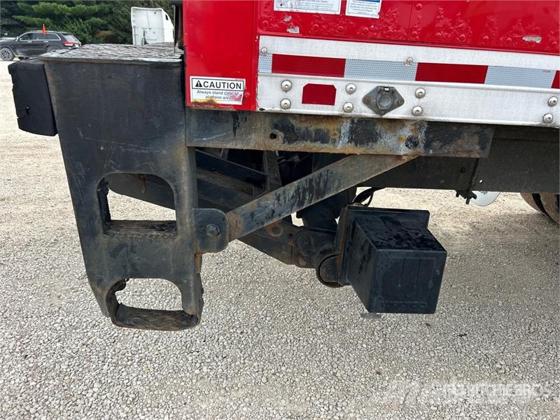 Freightliner M2106 4x2 Van Truck Box trucks