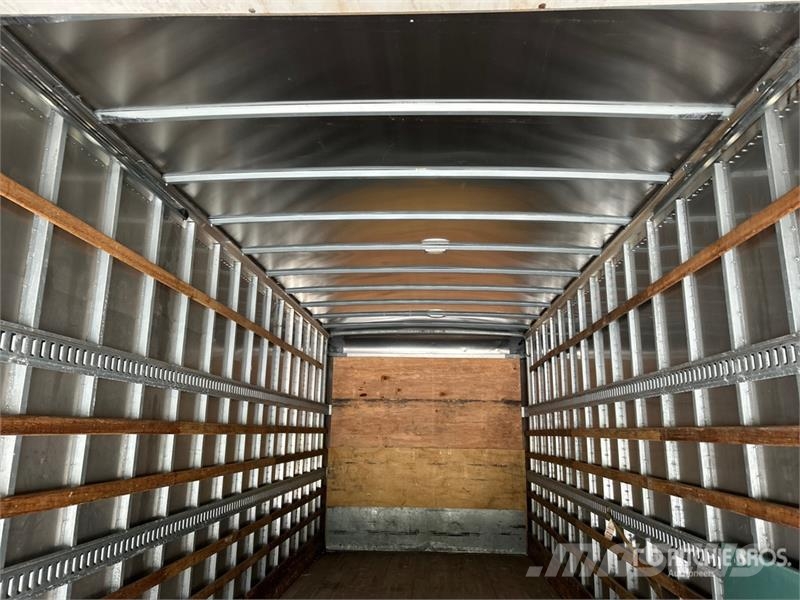 Freightliner M2106 4x2 Van Truck (Inoperable) Camiones caja cerrada