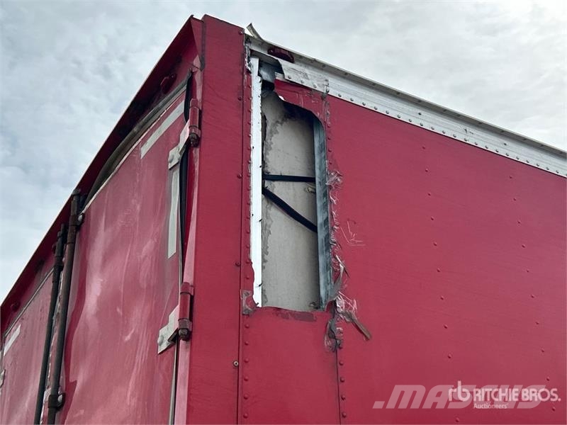 Freightliner M2106 4x2 Van Truck Box trucks