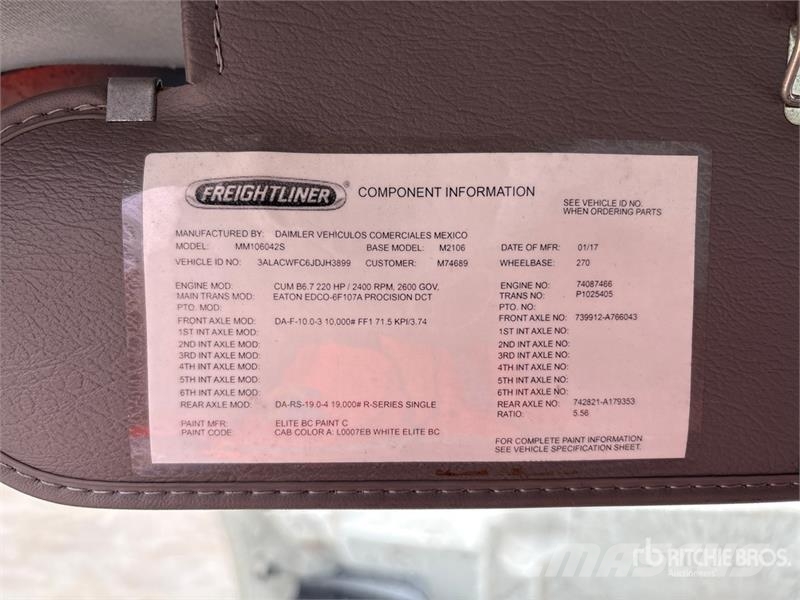 Freightliner M2106 4x2 Van Truck Грузовики-Фургоны