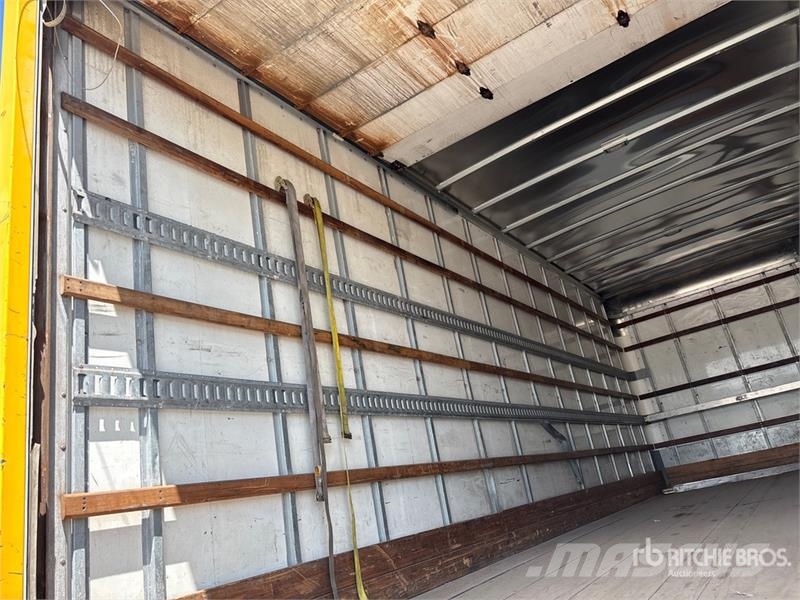 Freightliner M2106 4x2 Van Truck ボックスボディー、ウイング、箱車
