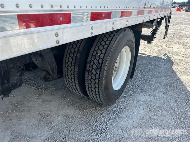 Freightliner M2106 4x2 Van Truck (Inoperable) Camion Fourgon