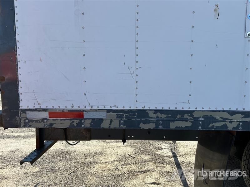 Freightliner M2106 4x2 Van Truck Box body trucks