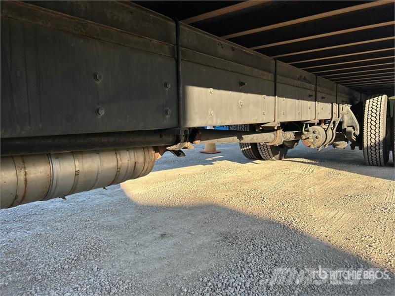 Freightliner M2106 4x2 Van Truck Camion Fourgon