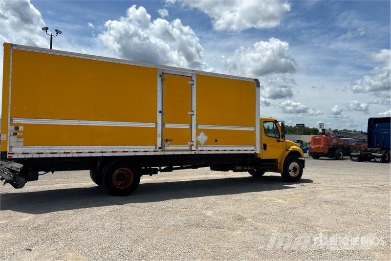 Freightliner M2106 4x2 Van Truck ボックスボディー、ウイング、箱車