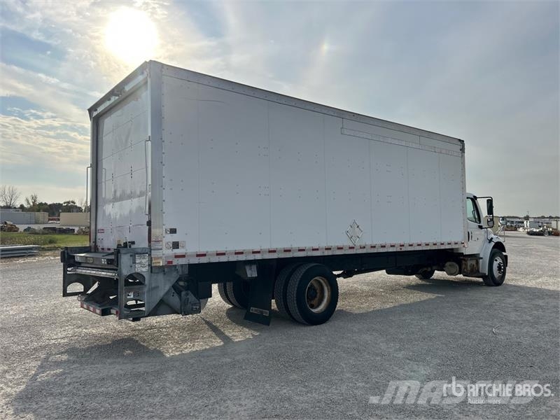 Freightliner M2106 4x2 Van Truck Kapali kasa kamyonlar