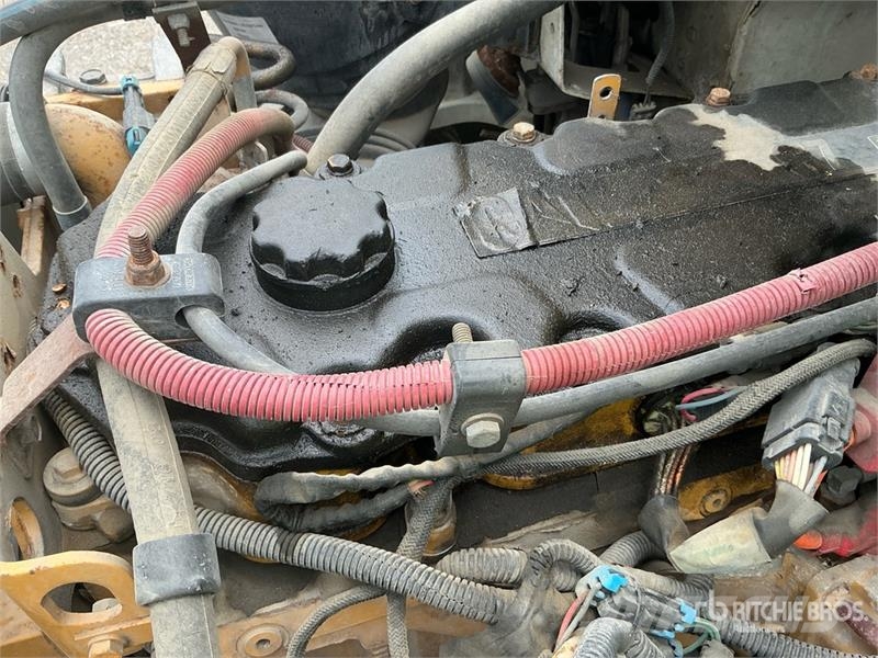 Freightliner M2106 4x2 Van Truck Грузовики-Фургоны