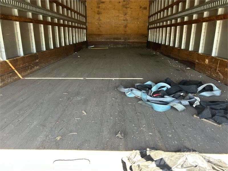 Freightliner M2106 4x2 Van Truck (Inoperable) Camion Fourgon