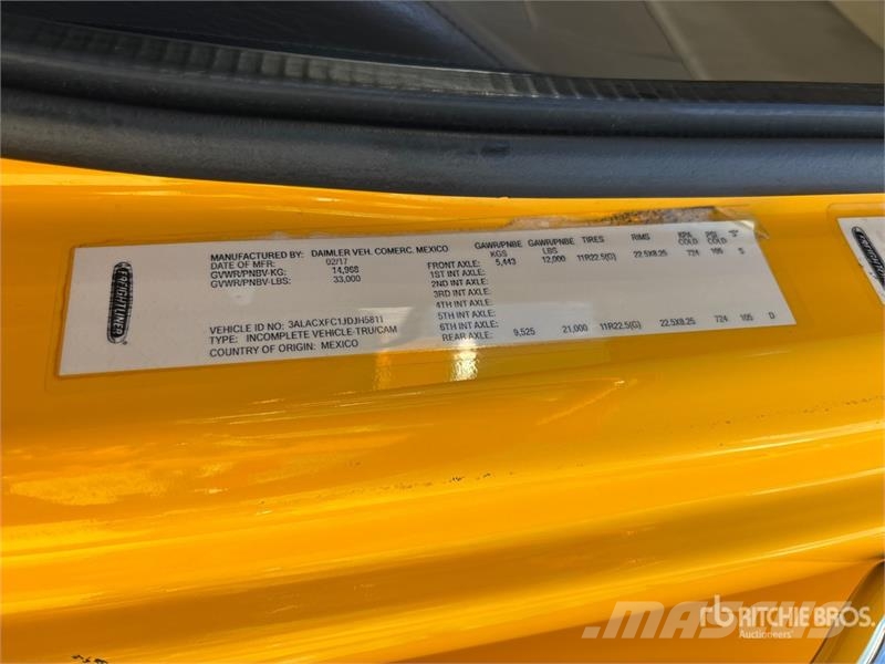 Freightliner M2106 4x2 Van Truck ボックスボディー、ウイング、箱車